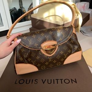 Louis Vuitton Beverly MM Monogram Shoulder Bag